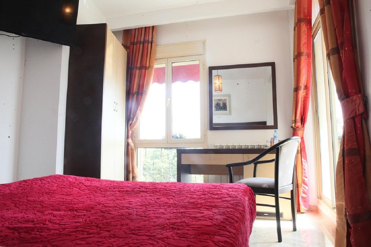 Space Telemly Hotel Algiers Екстер'єр фото
